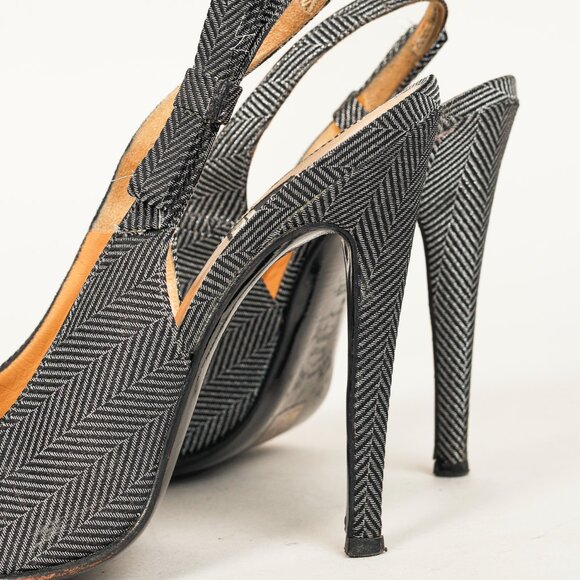 Gianfranco Ferre Silver & Black Metallic Herringbone Slingback Heels - Picture 7 of 9